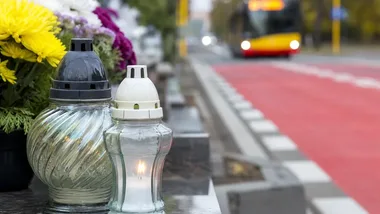 Autobusy na cmentarze i zmiany przy al. 1 Maja. Ważne informacje dla kierowców