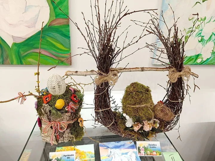 Stroiki z bukszpanu i bazi przyciągnęły ponad 20 wielkanocnych prac do Wilkas