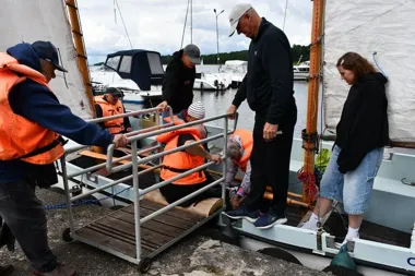 Niepełnosprawni żeglarze zdobyli patenty. Warsztaty wracają na Mazury