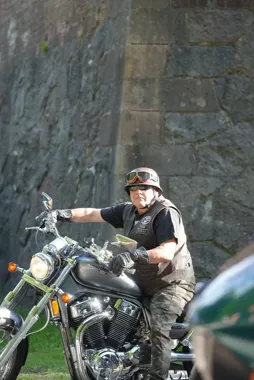 Około 500 motocykli przejechało przez Giżycko. Parada zakończyła się w Twierdzy Boyen