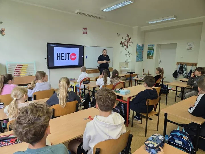 Wakacje pod lupą służb w Giżycku - uczniów uczono reakcji na zagrożenia